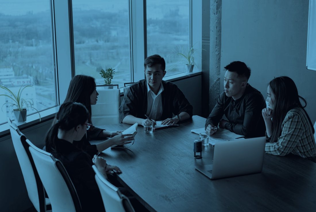 元芳科技办公与研发团队